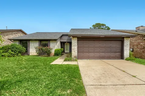3115 Shawnee Drive Sugar Land TX 77479