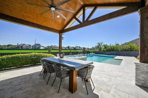 34 Jaden Oaks Place Tomball TX 77375