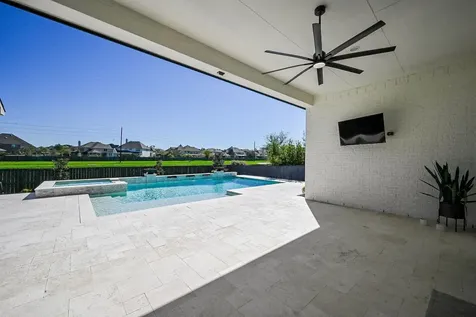 34 Jaden Oaks Place Tomball TX 77375