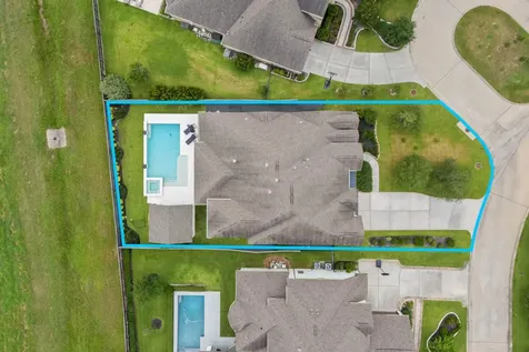 34 Jaden Oaks Place Tomball TX 77375