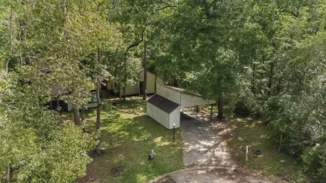 28600 Netawaka Court Huntsville TX 77320