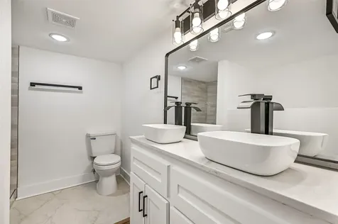 1803 27th Street Galveston TX 77550