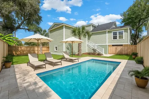 1803 27th Street Galveston TX 77550