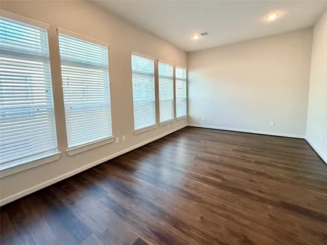 5815 Fairdale Lane B Houston TX 77057