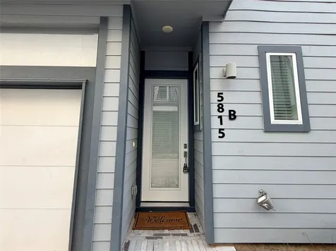 5815 Fairdale Lane B Houston TX 77057
