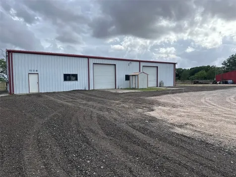1204 County Road 408 El Campo TX 77437