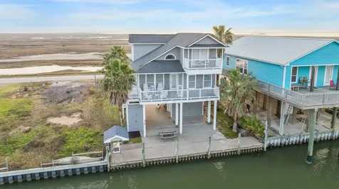 530 Dolphin Street Freeport TX 77541