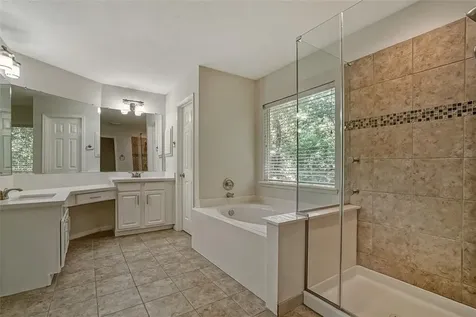 18 Beckett Hill Place The Woodlands TX 77382