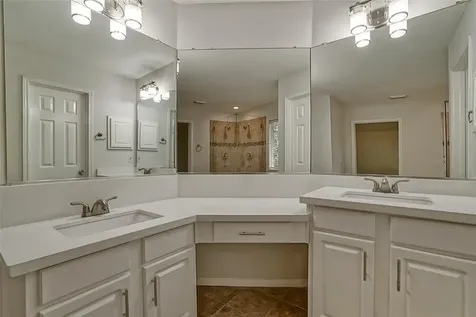 18 Beckett Hill Place The Woodlands TX 77382