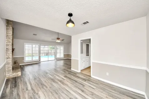 2207 S Belmont Drive Richmond TX 77469