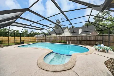 2207 S Belmont Drive Richmond TX 77469