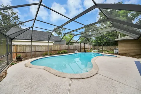 2207 S Belmont Drive Richmond TX 77469