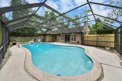 2207 S Belmont Drive Richmond TX 77469