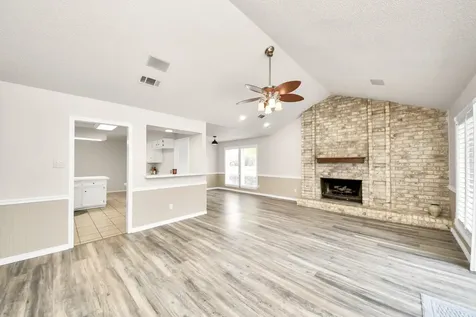 2207 S Belmont Drive Richmond TX 77469