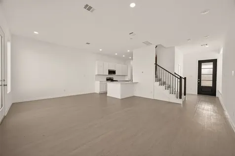 9029 La Pau Lane Houston TX 77051