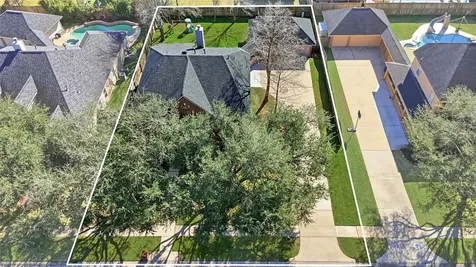 2875 Match Point Lane Friendswood TX 77546