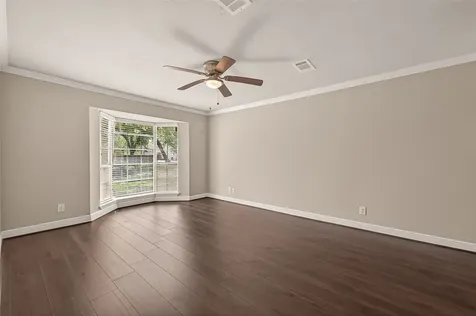 1102 Belaya Lane Houston TX 77090