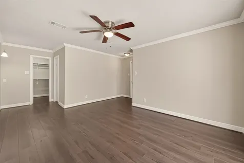 1102 Belaya Lane Houston TX 77090