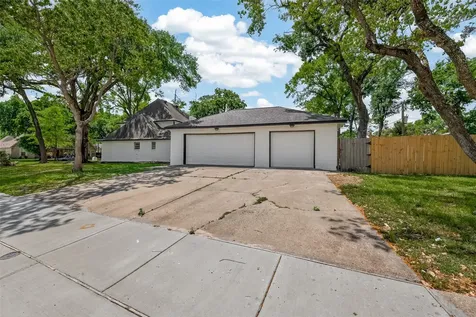 1102 Belaya Lane Houston TX 77090