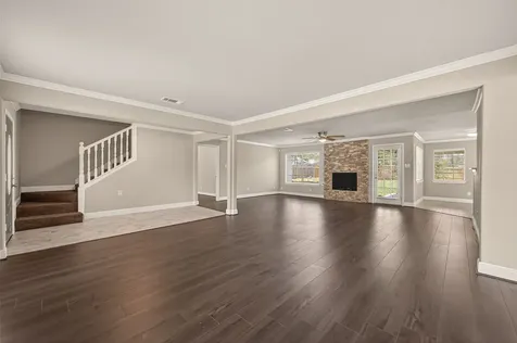 1102 Belaya Lane Houston TX 77090