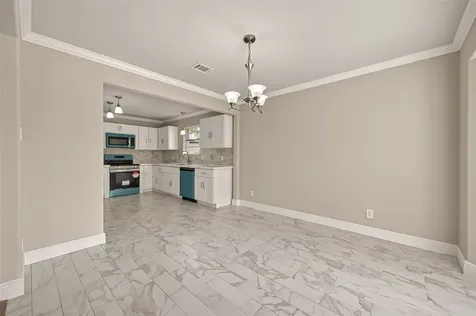 1102 Belaya Lane Houston TX 77090