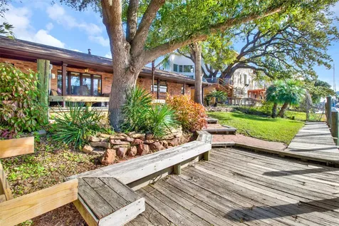 50 Lazy Lane Kemah TX 77565
