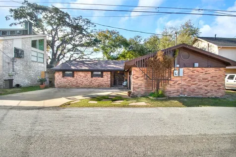 50 Lazy Lane Kemah TX 77565