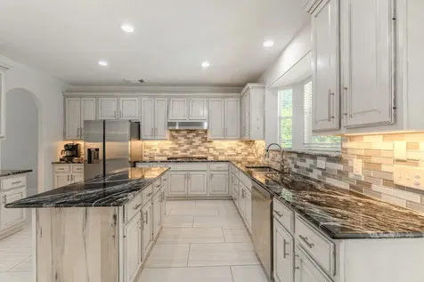 7 Stickley Court The Woodlands TX 77382