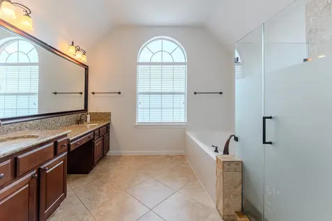 7 Stickley Court The Woodlands TX 77382