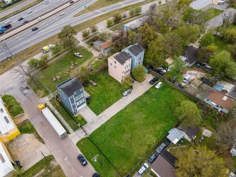 0 Eichwurzel Lot 8 Lane Houston TX 77009