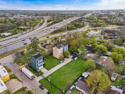 0 Eichwurzel Lot 8 Lane Houston TX 77009
