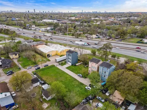 0 Eichwurzel Lot 8 Lane Houston TX 77009