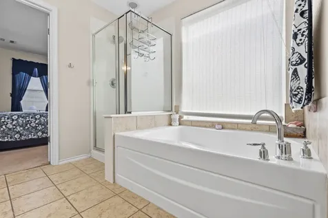 2712 Woodspring Acres Drive Houston TX 77345
