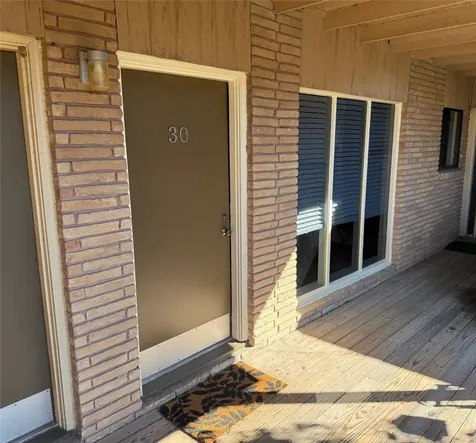 3809 N Braeswood Boulevard 30 Houston TX 77025