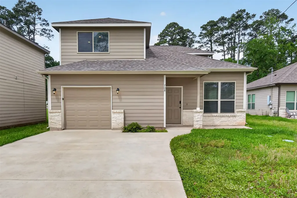 708 Crystal River Road Conroe TX 77316