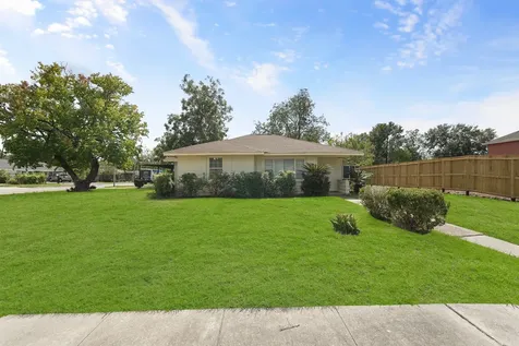 5966 Doulton Drive Houston TX 77033