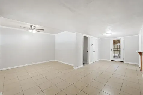 5966 Doulton Drive Houston TX 77033