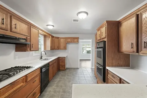 5966 Doulton Drive Houston TX 77033