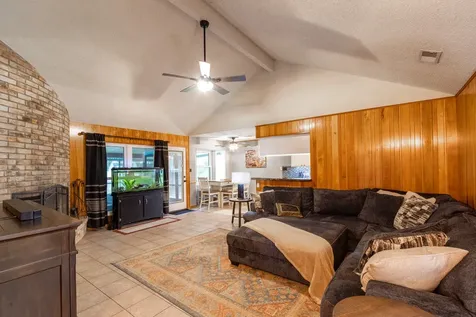 67 Sweetgum Court Lake Jackson TX 77566