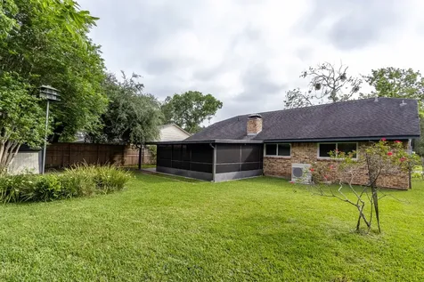 67 Sweetgum Court Lake Jackson TX 77566