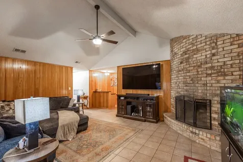 67 Sweetgum Court Lake Jackson TX 77566