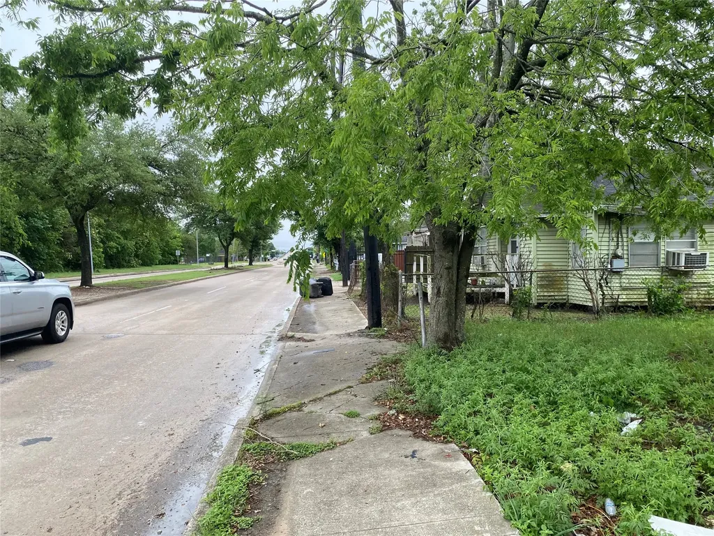 3013 Altoona Street Houston TX 77026