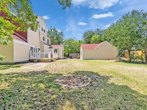 230 9th Avenue Texas City TX 77590