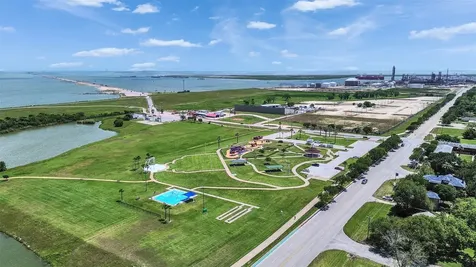 230 9th Avenue Texas City TX 77590