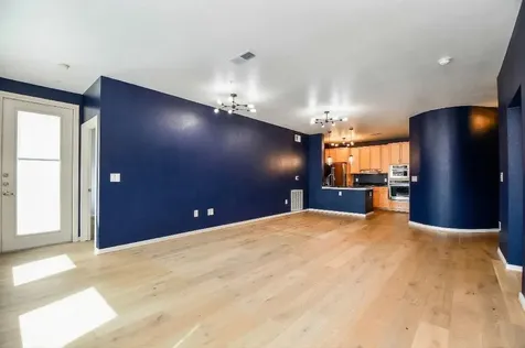 505 Jackson Hill Street 307 Houston TX 77007