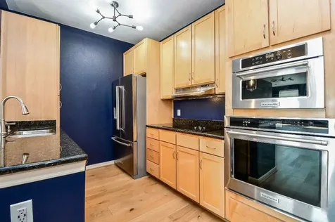 505 Jackson Hill Street 307 Houston TX 77007