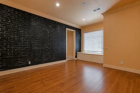 146 2nd Street Sugar Land TX 77498