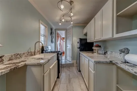 146 2nd Street Sugar Land TX 77498