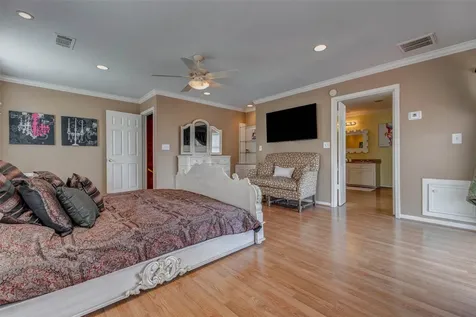 146 2nd Street Sugar Land TX 77498
