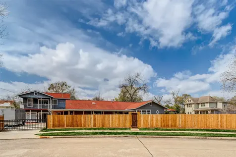 146 2nd Street Sugar Land TX 77498